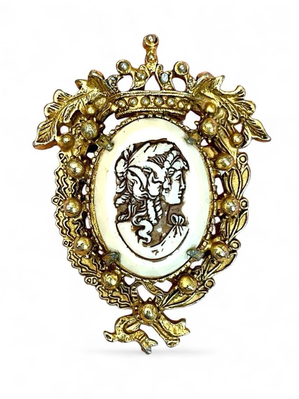 Florenza RARE 1950s Victorian Lucite Cameo Crown Brooch Pin Gold Tone Royalcore